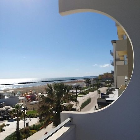 Hotel Ideal Rimini Exterior foto