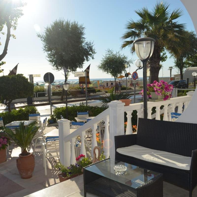 Hotel Ideal Rimini Exterior foto