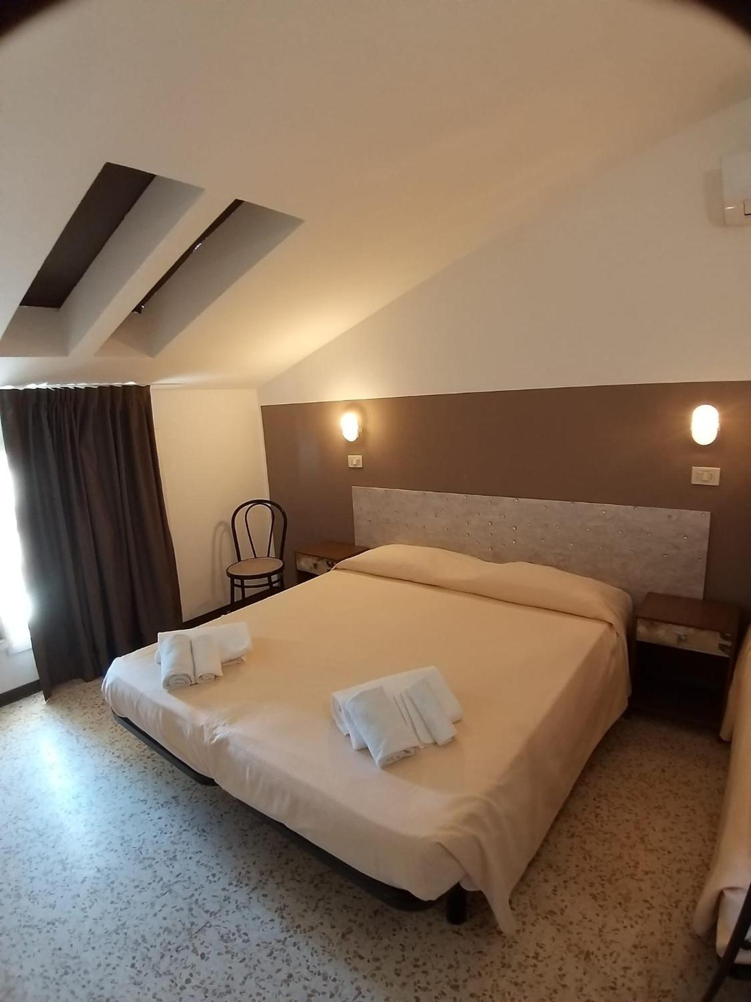 Hotel Ideal Rimini Exterior foto