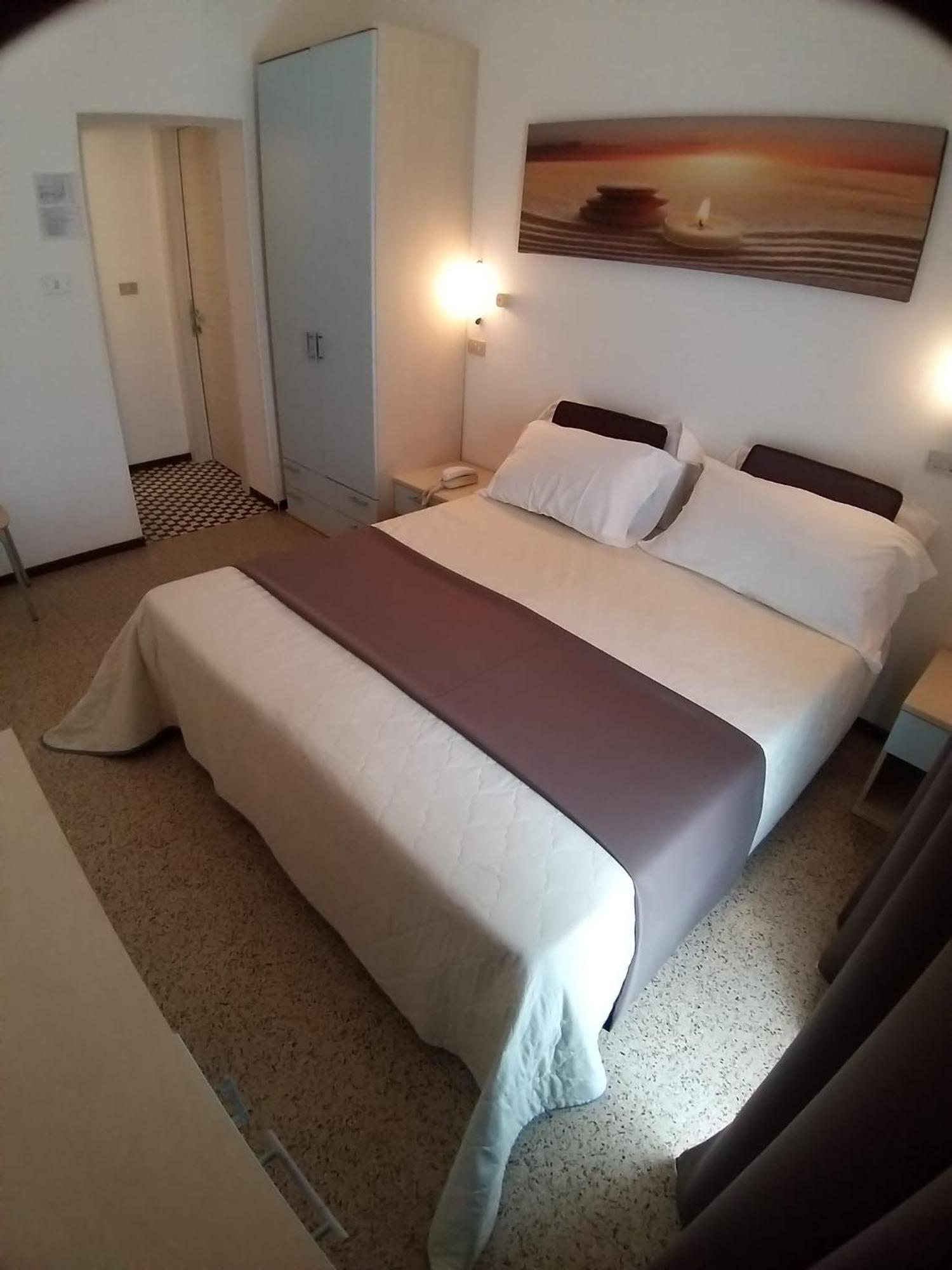 Hotel Ideal Rimini Exterior foto